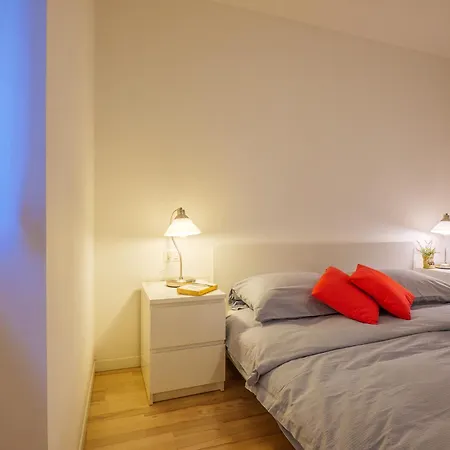 Apartament Rose Rossa Florentina Garten Eg Colico