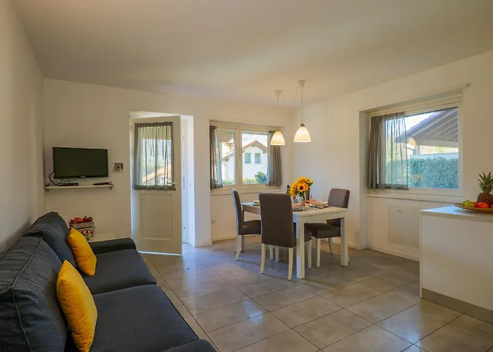 Rose Rossa Florentina Garten Eg Appartement