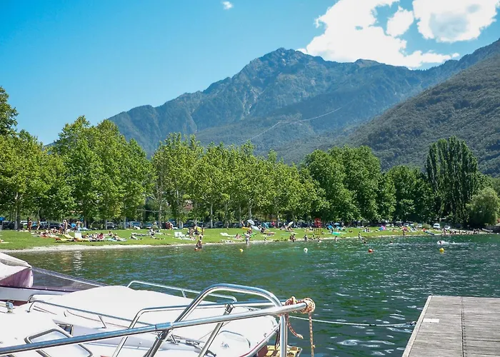 Apartamento Rose Rossa Florentina Garten Eg Colico